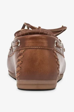 Pavement Loafers><noscript><img width=