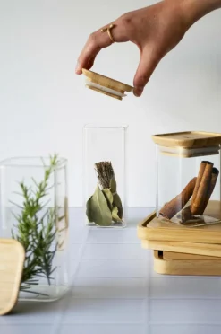 Pebbly Køkkenopbevaring>Sæt med 2 firkantede glasbokse S med bambuslåg - 320 ml Gennemsigtig