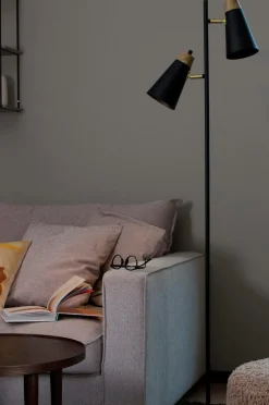 PR Home Gulvlampe Wien Svart Outlet