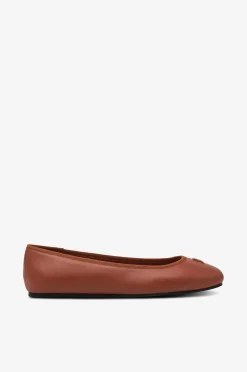 Tommy Hilfiger Ballerinasko TH Hardware Leather Ballerina Cinnamon Bark