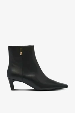 Tommy Hilfiger Boots & Snørestøvler>Boots TH Square Toe Kitten Bootie Black