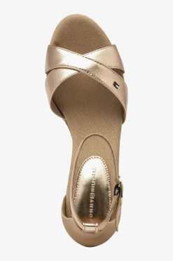 Tommy Hilfiger Højhælede Sko>Sandaler med hæl Flag Metallic Mid Wedge Espad Gold