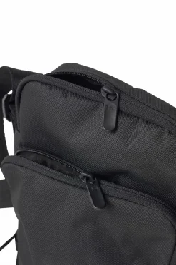 Under Armour Skuldertaske UA Essential Lite Crossbody Black New