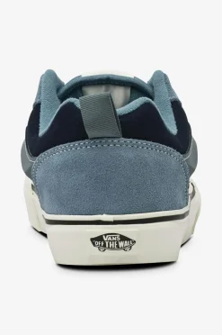 Vans Sneakers><noscript><img width=