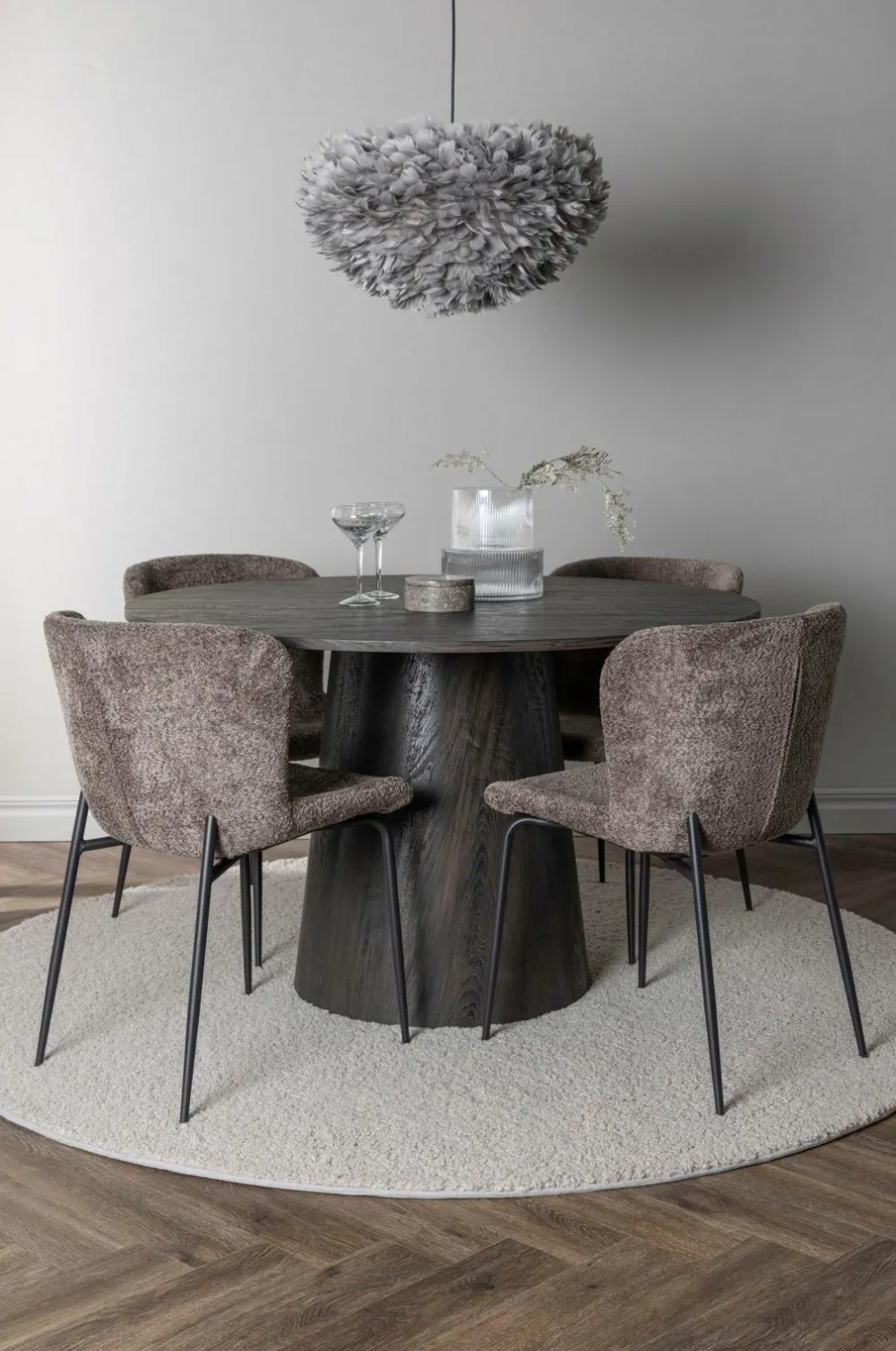 Venture Home Spisegrupper>Spisegruppe Lanzo med 4 stole Modesto Black, brun