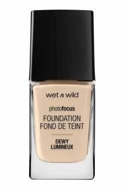 Wet n Wild Ansigt>Photo Focus Dewy Foundation Nude ivory