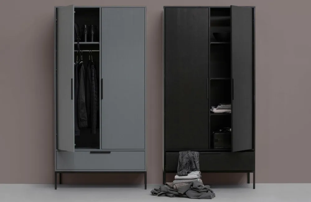 WOOOD Garderobeskab Adam Sort Online